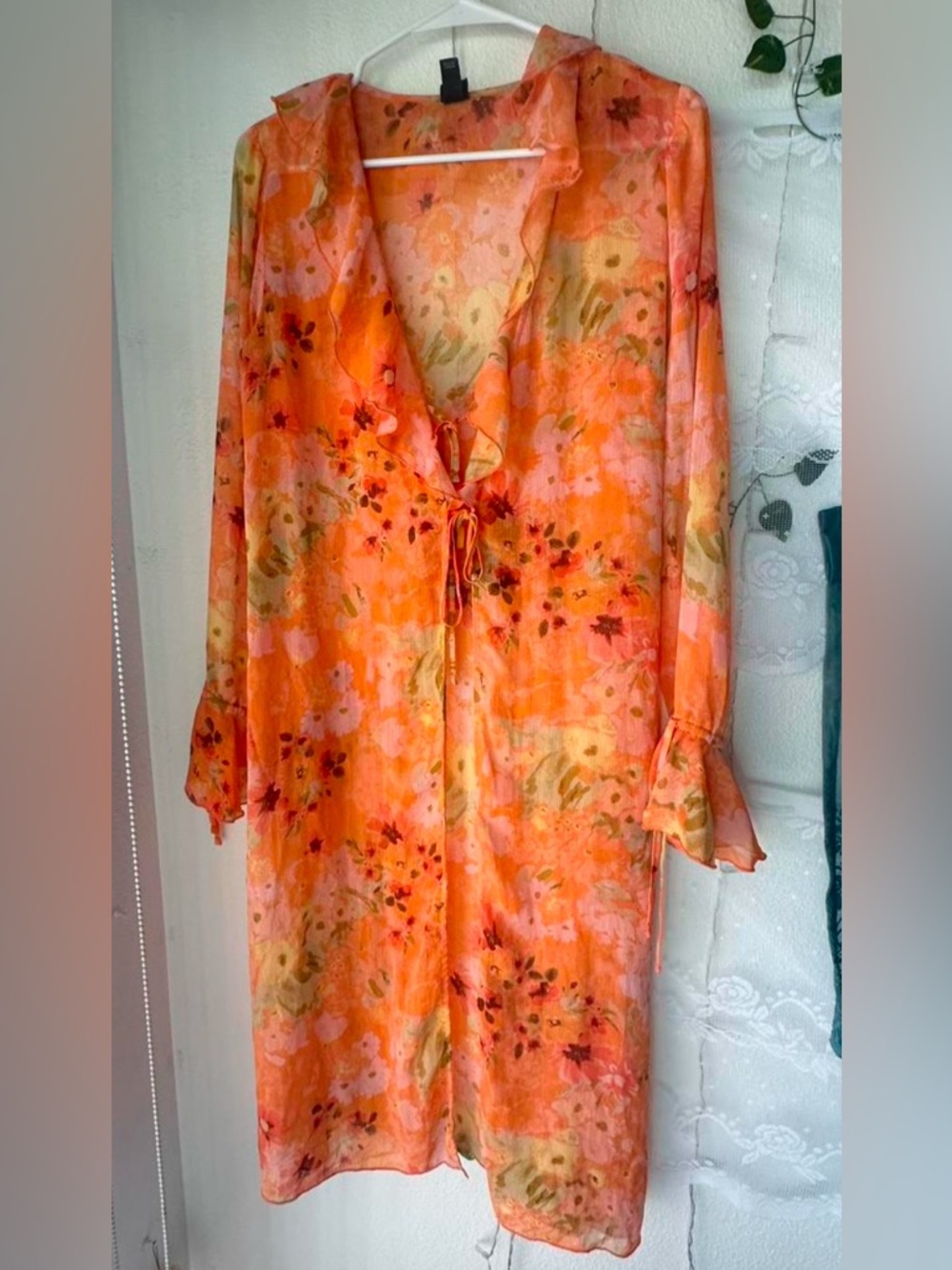 wild fable Orange and Green Floral V‑Neck Top